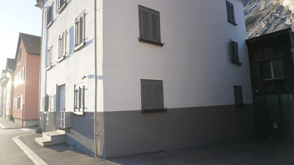 Felsberg - Mehrfamilienhaus mit 5 Wohnungen und Werkstatt/Lage