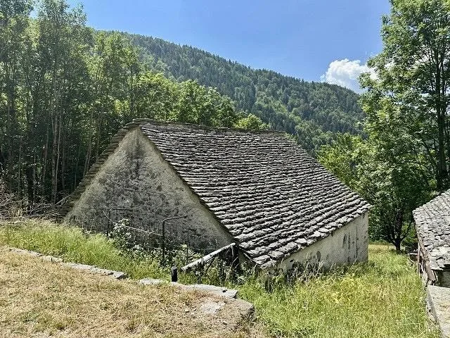 Rustico zum Ausbauen mit herrlicher Aussicht mit Waldparzelle   / r...