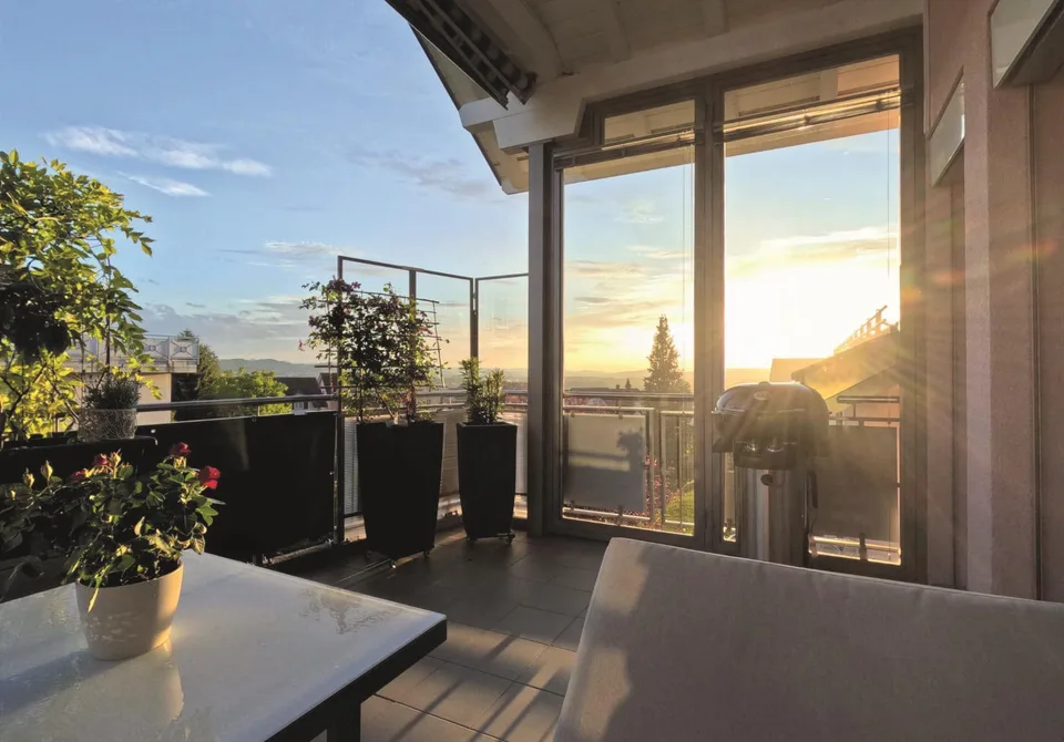 Viel Raum zum Leben. Herrliche Aussicht zum Geniessen.