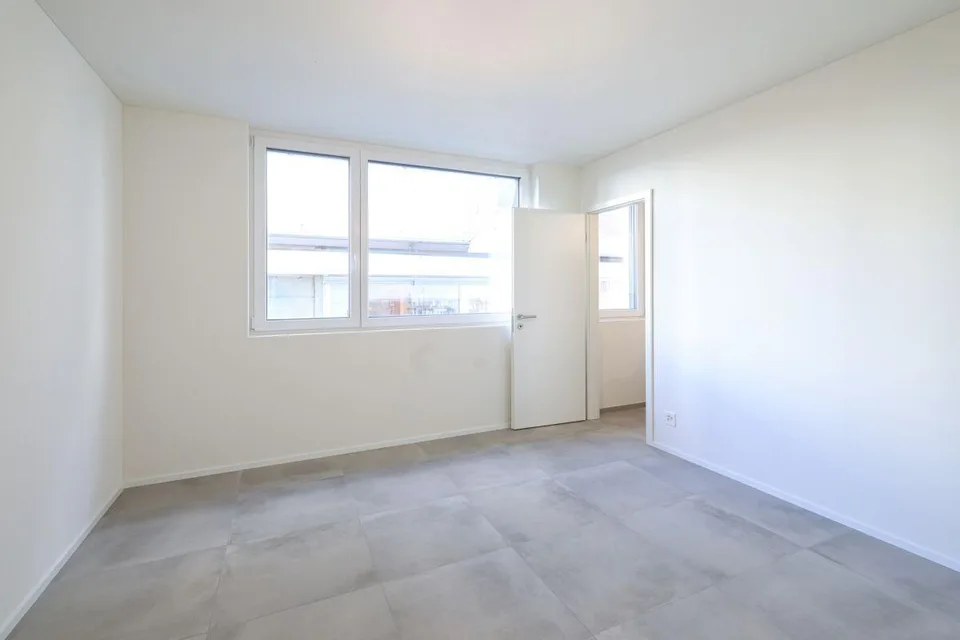 Dernier appartement de 3,5 pièces avec jardin – Dans une nouvelle résidence moderne, confortable et centrale – photo 7 sur 11