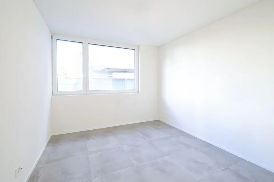 Dernier appartement de 3,5 pièces avec jardin – Dans une nouvelle résidence moderne, confortable et centrale – photo 9 sur 11
