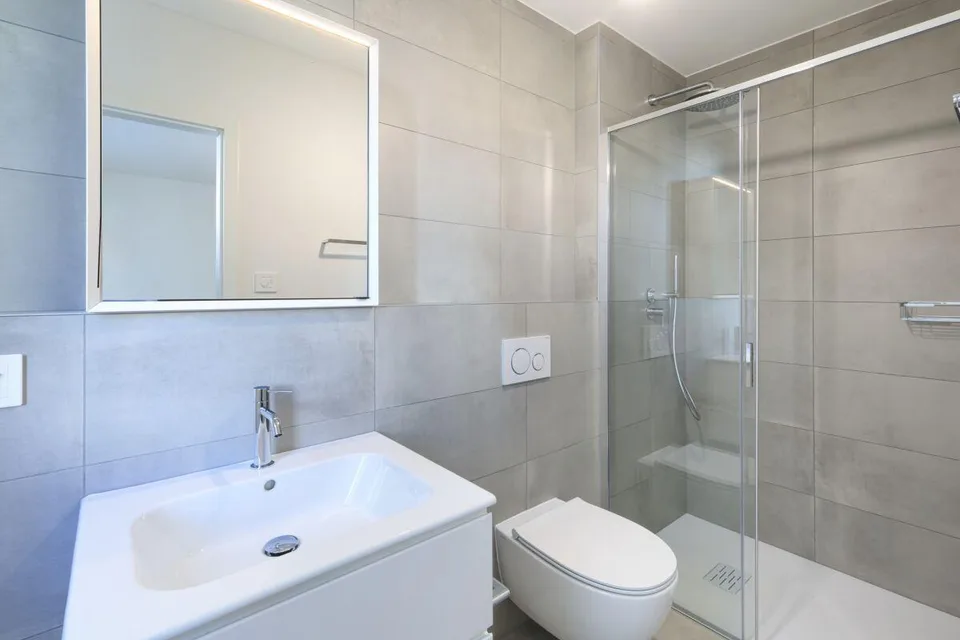 Dernier appartement de 3,5 pièces avec jardin – Dans une nouvelle résidence moderne, confortable et centrale – photo 10 sur 11
