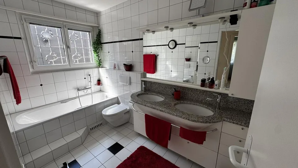 Aussicht, privatsphäre und modernes Wohnen, ideal vereint! – Foto 9 von 16