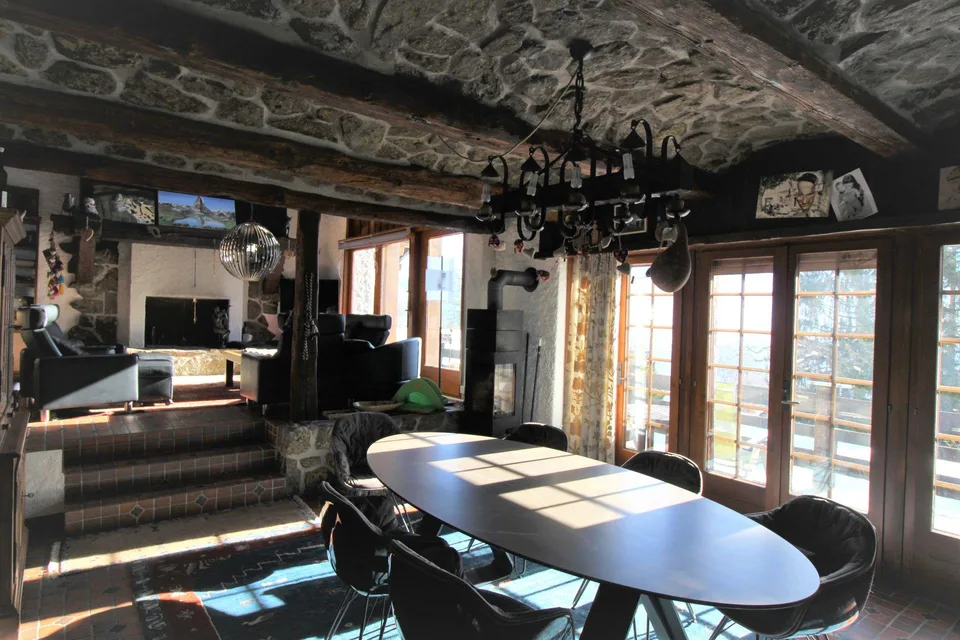 Beau Chalet à Ovronnaz | 7 pièces – foto 9 di 13