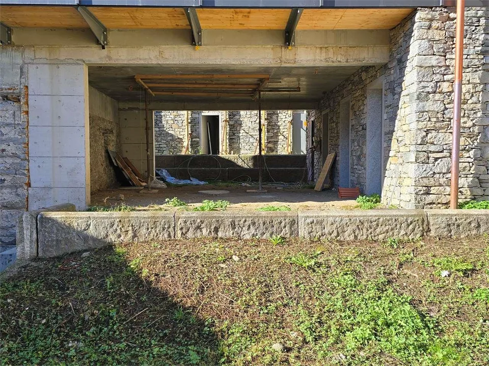 Elegante 3.5 locali MINERGIE-P-ECO con portico e giardino privato – foto 9 di 9