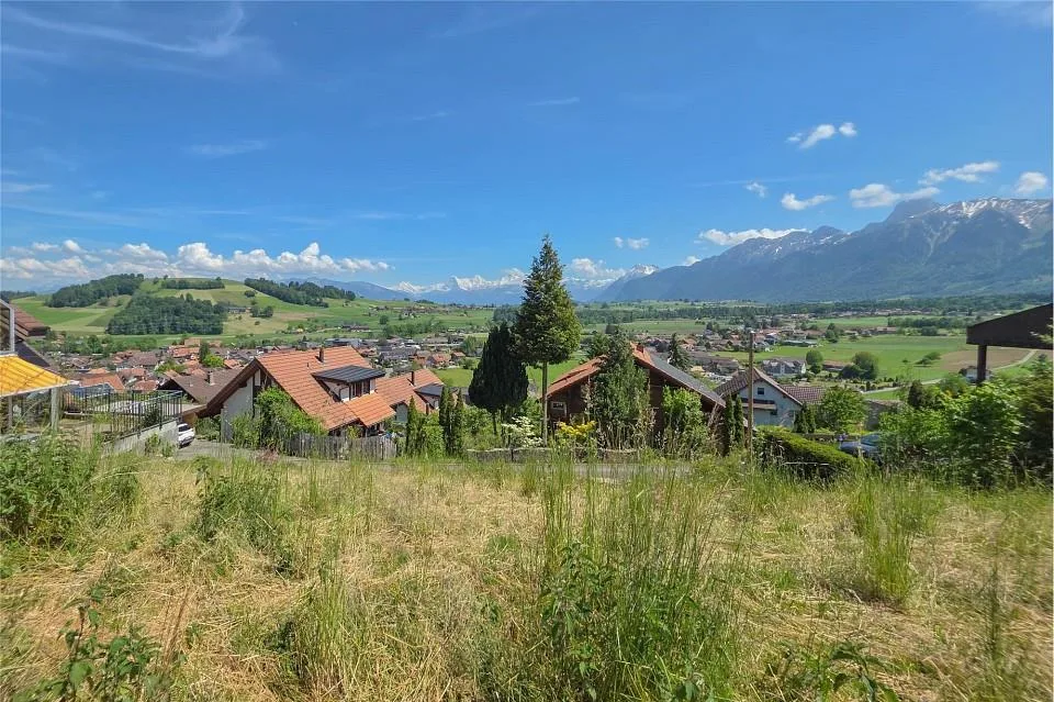 Bauland in exklusiver Panoramalage in Wattenwil