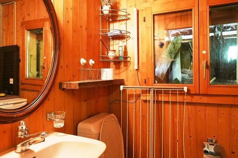 2-Zimmer-Haus mit sehr viel Land an sehr ruhiger, sonniger Aussicht... – foto 12 di 28