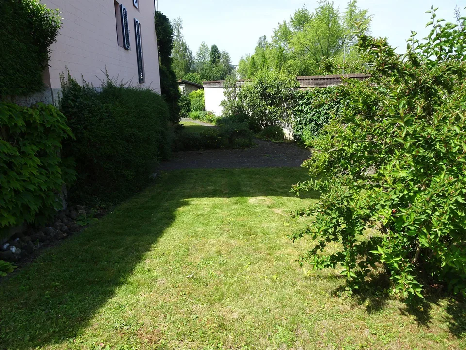 RESERVIERT -  Gemütliche Eigentumswohnung mit Balkon und Parking