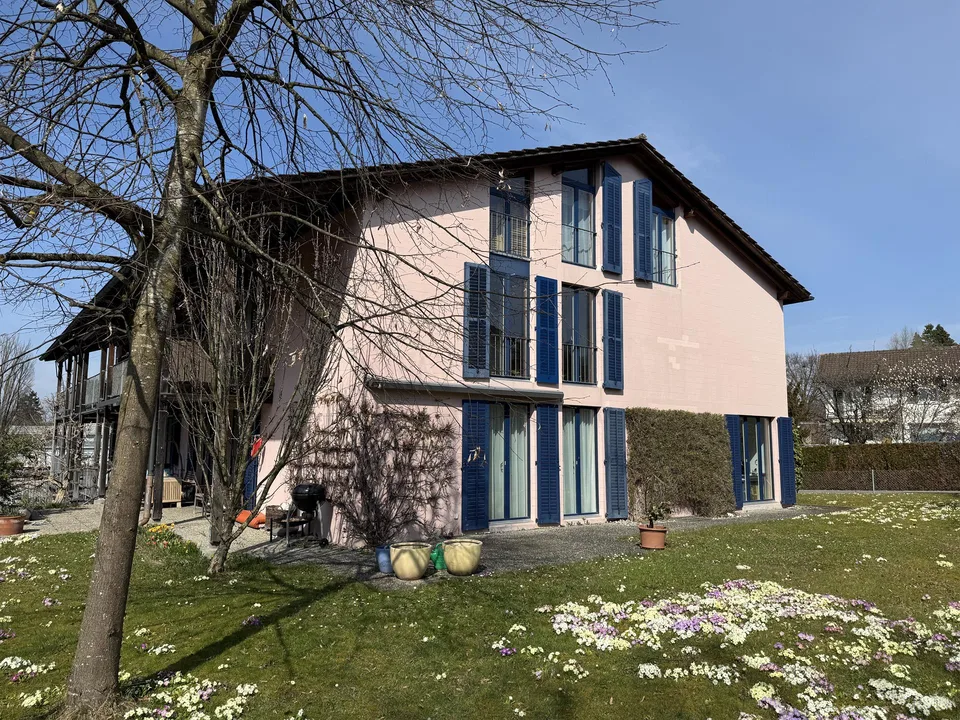 GELEGENHEIT - Ruhige Familienwohnung mit Balkon und Parking