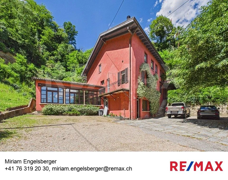 Proprietà plurifamiliare nel verde con potenziale edificatorio