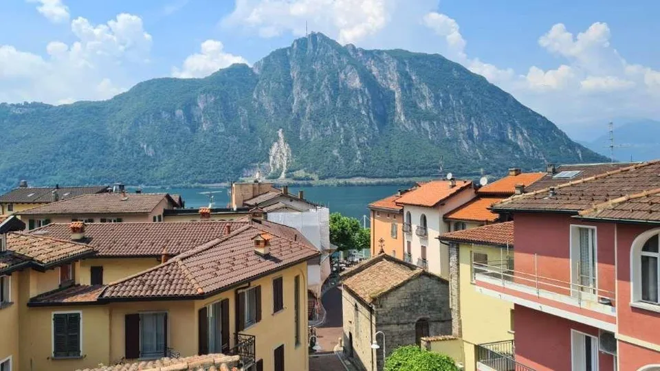 CAMPIONE D'ITALIA: LUMINOSO 4.5 LOC. IN CENTRO