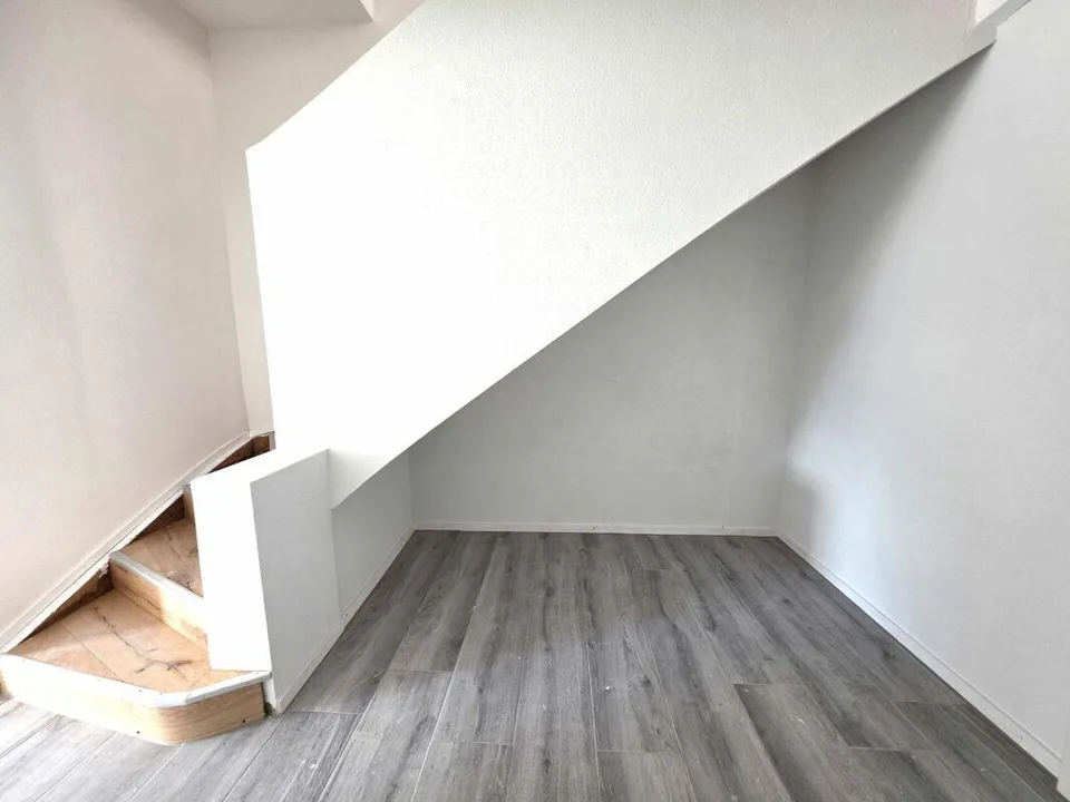 4-Zimmer-Reihenhaus mit Einliegerwohnung – Foto 11 von 24