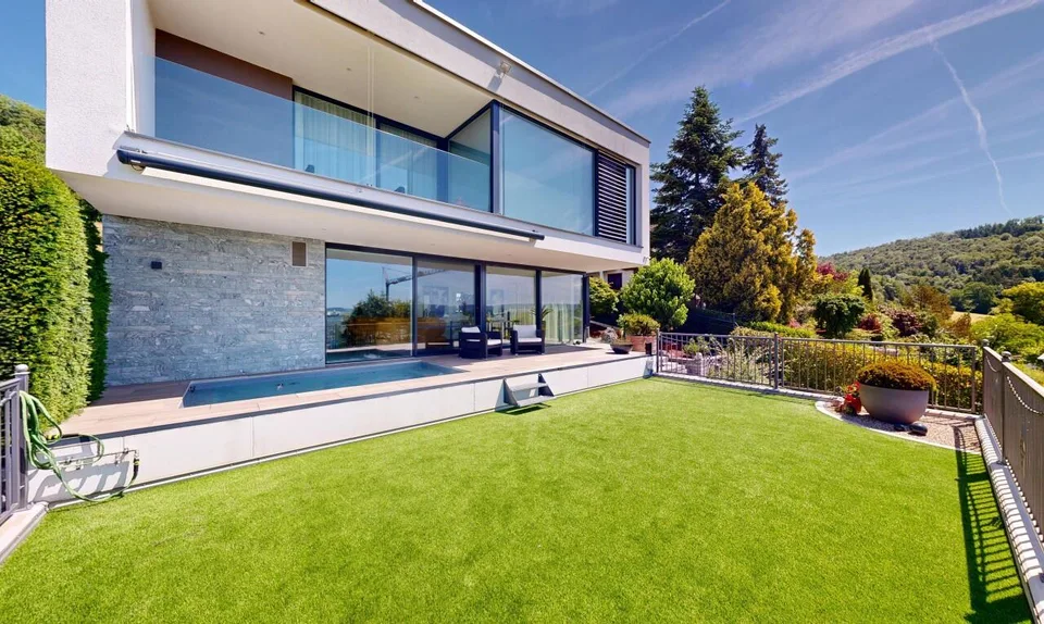 Architektur, Aussicht und Wohnkomfort auf höchstem Niveau