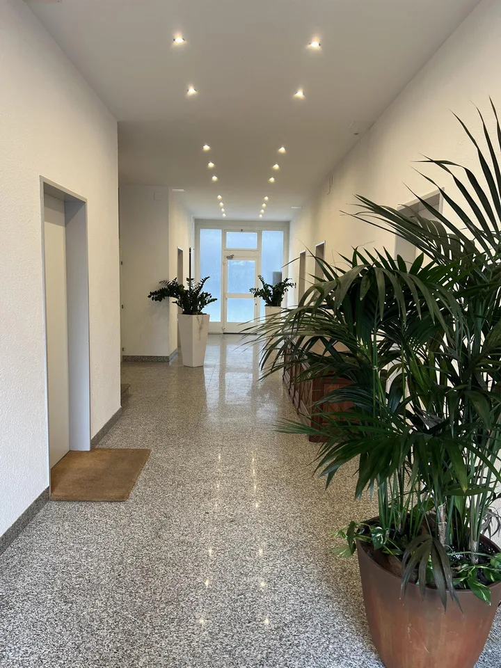 Chiasso, recente appartamento 2,5 locali con cucina separata