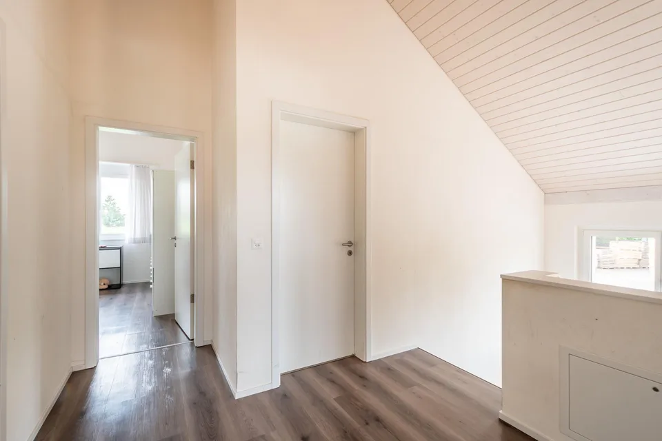 Sonniges Einfamilienhaus mit grossem Umschwung – photo 10 sur 20