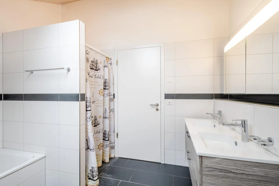 Sonniges Einfamilienhaus mit grossem Umschwung – photo 14 sur 20
