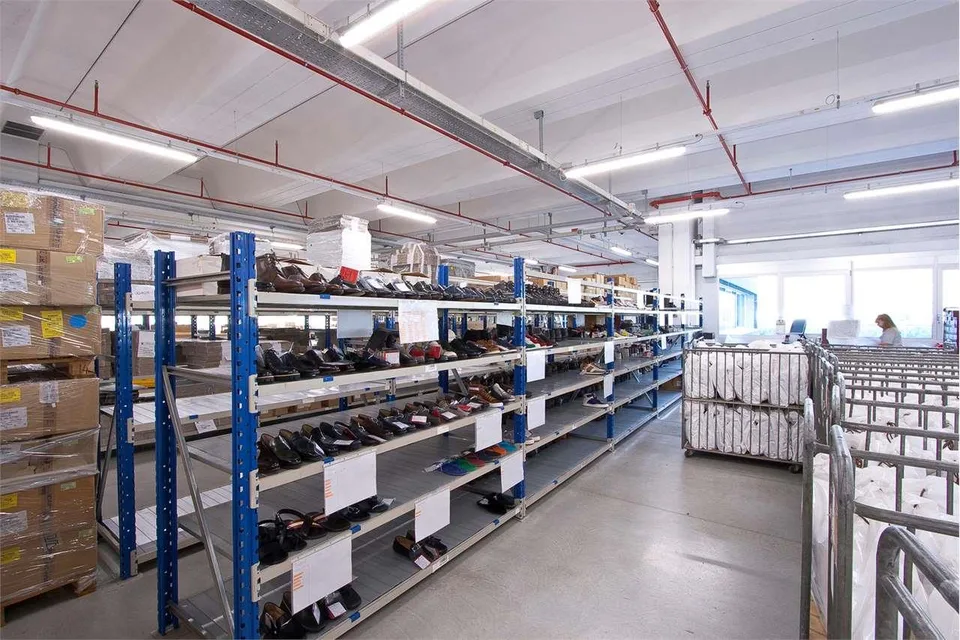 Spazi logistici e produttivi di 19'000 m² – photo 9 sur 13