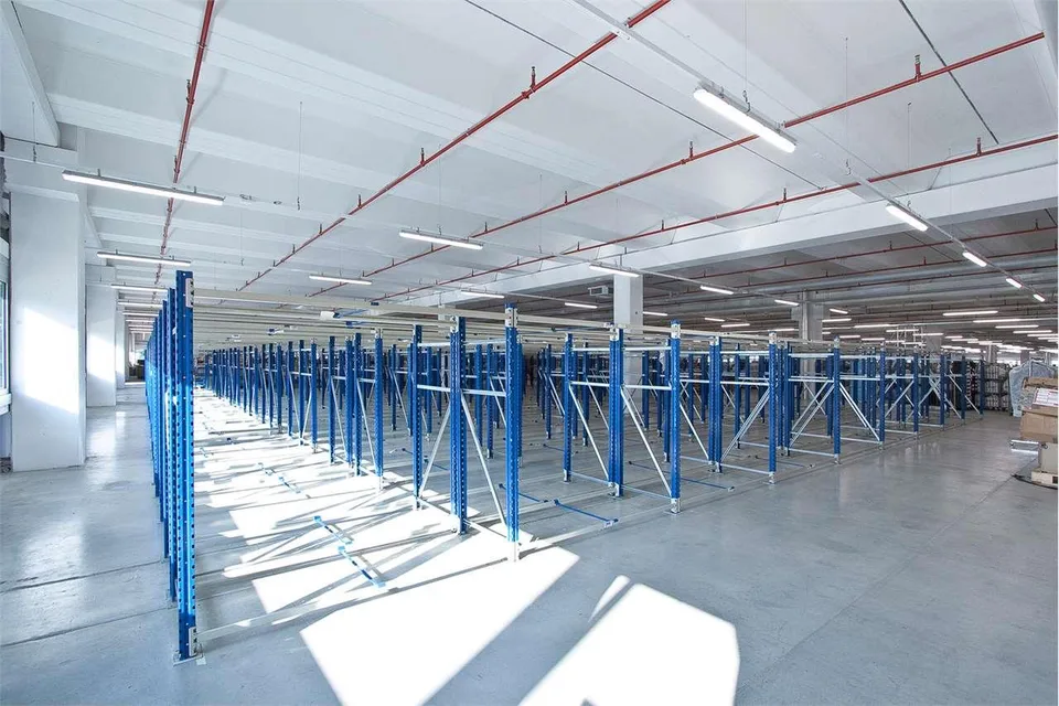 Spazi logistici e produttivi di 19'000 m²