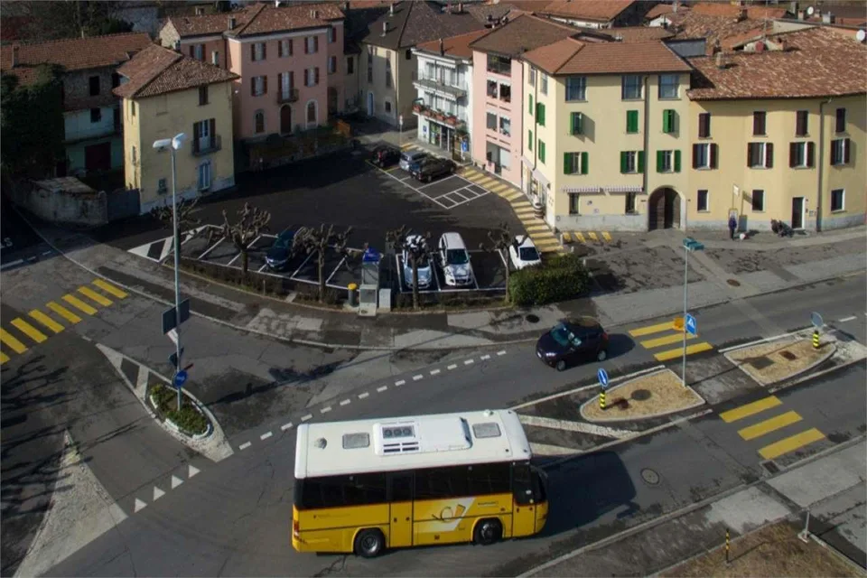 Palazzina da ristrutturare a Genestrerio – Foto 10 von 11