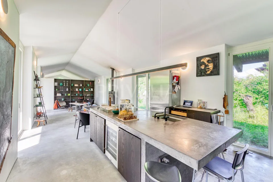 En exclusivité : Villa individuelle de plain-pied avec studio indép...