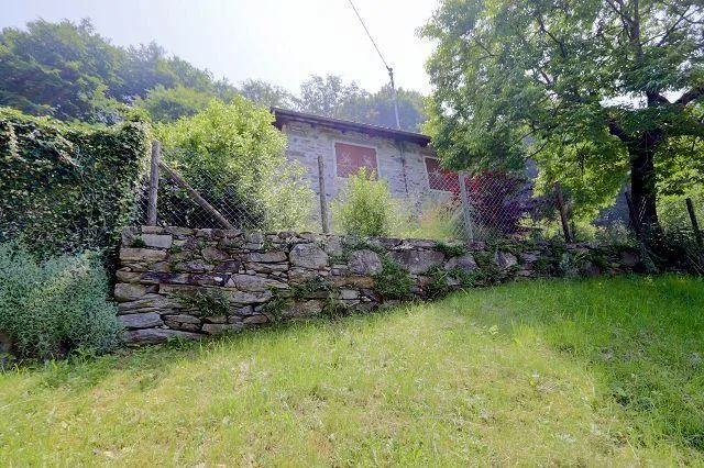 2 1/2-Zimmer-Rustico mit Garten an sehr ruhiger, sonniger Aussichts... – Foto 17 von 27