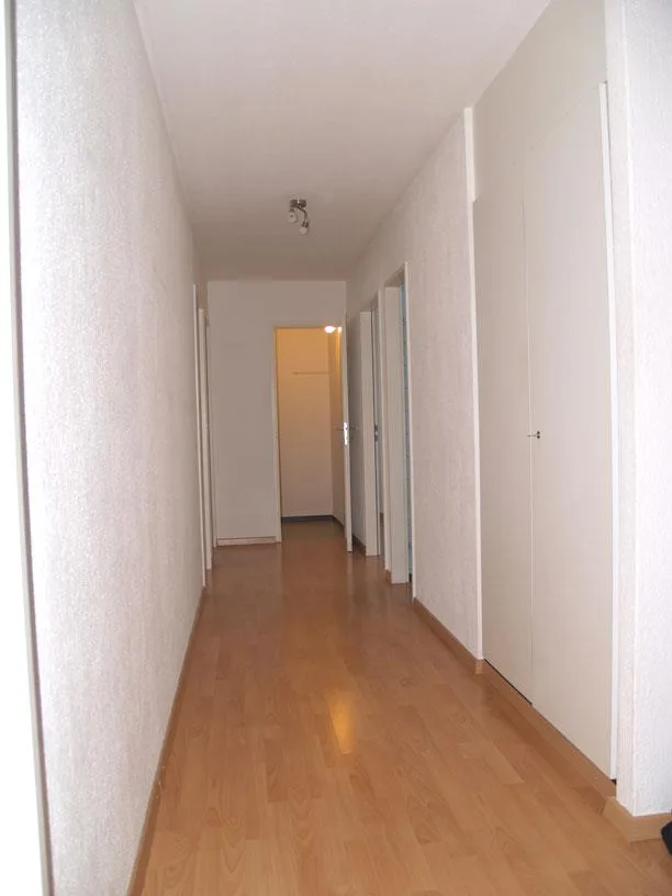 Ruhige 4.5-Zimmer Wohnung nahe Töss in Pfungen zu verkaufen