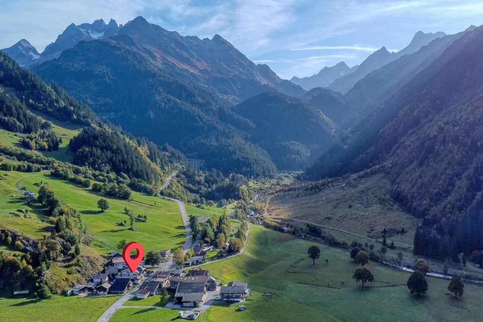 Einzigartiges Airbnb / Hotel in malerischer Berglandschaft