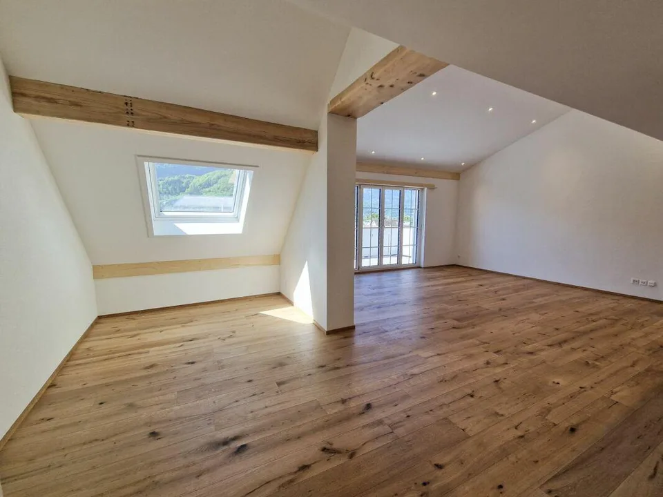 Trasferirsi e godere - appartamento mansardato di 3 camere completamente ristrutturato (maisonette)