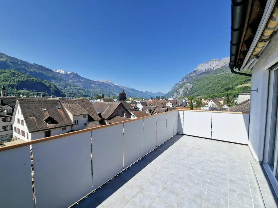 Trasferirsi e godere - appartamento mansardato di 3 camere completamente ristrutturato (maisonette)