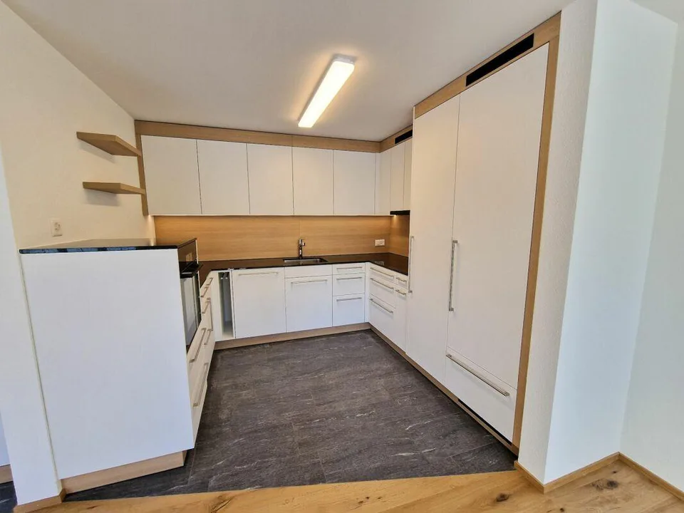 Trasferirsi e godere - appartamento mansardato di 3 camere completamente ristrutturato (maisonette)