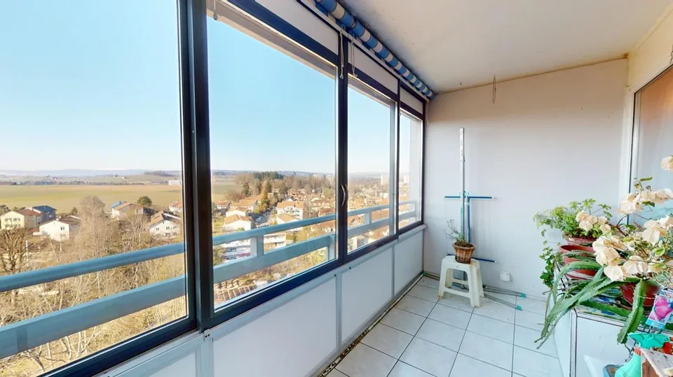 Sehr sonnige Wohnung mit Aussicht