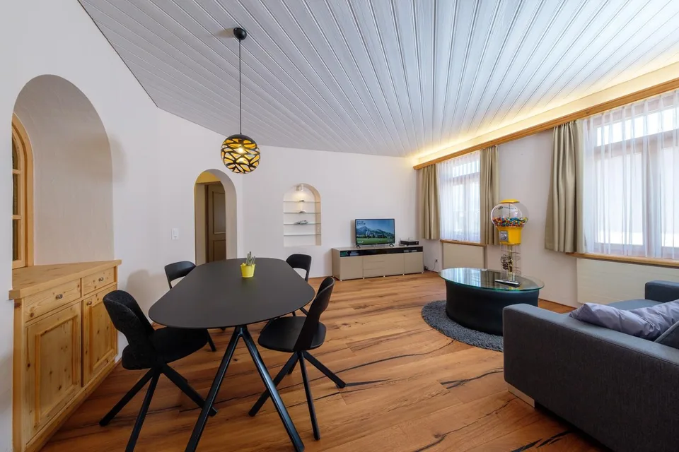 Villa Pravigan Davos Platz - 4.5 und 3 Zimmer-Eigentumswohnung mit Alpenpanorama