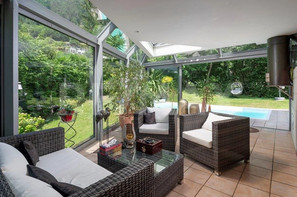 «Einzigartiges Architektenhaus mit Pool und Gartenparadies» – Foto 7 von 14