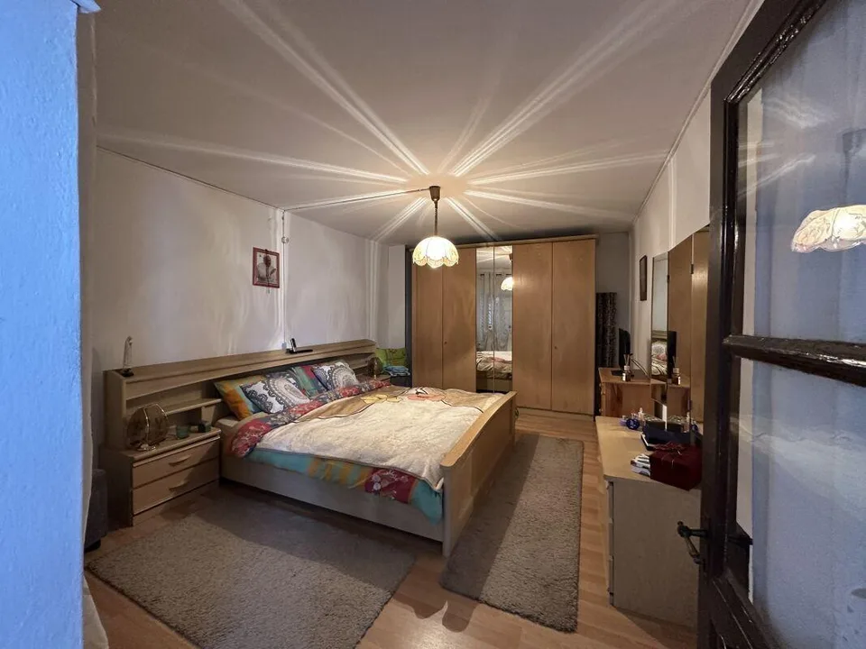 Interessante complesso abitativo da ristrutturare con corte privata... – Foto 15 von 19