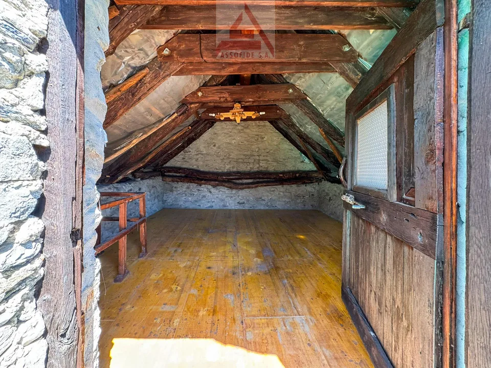 3 renovierungsbedürftige Rustici / 3 rustici da ristrutturare
