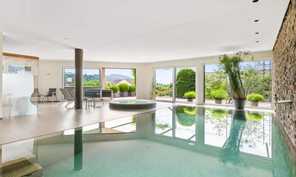 Exklusive Villa mit Wellnessbereich und Panorama-Aussicht