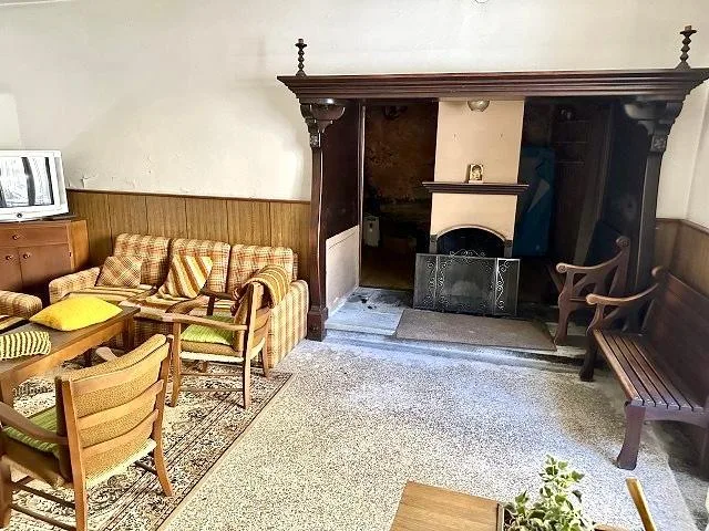 2-Familienhaus im Dorfkern mit Rustico zum Ausbauen / casa con... – Foto 7 von 18