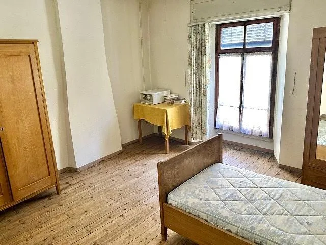 2-Familienhaus im Dorfkern mit Rustico zum Ausbauen / casa con... – Foto 6 von 18