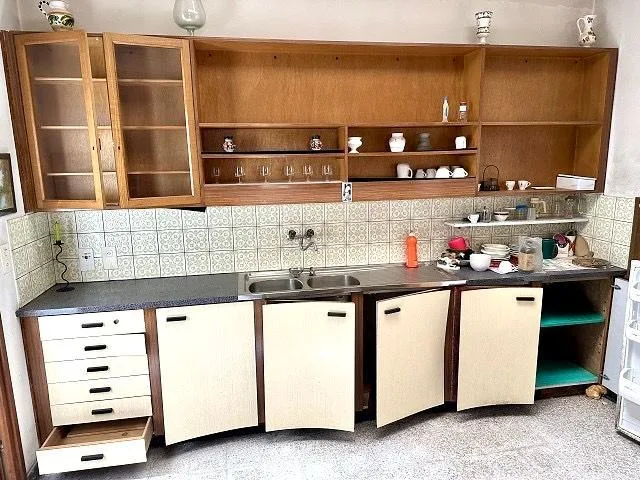 2-Familienhaus im Dorfkern mit Rustico zum Ausbauen / casa con... – Foto 12 von 18
