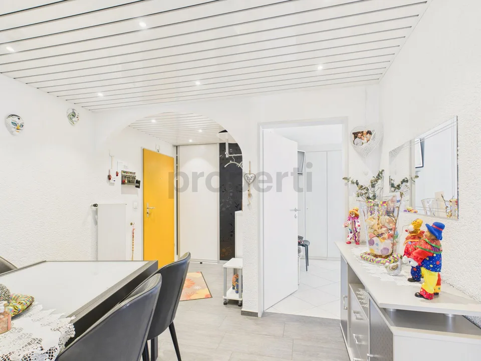 Wohnen mit traumhaftem Mythenblick – attraktive 4.5-Zimmer-Wohnung ... – foto 8 di 16