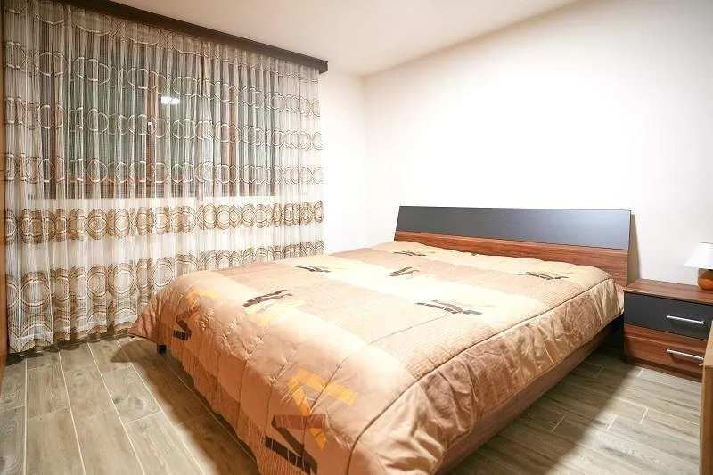 2-Familienhaus mit 3 + 4 Zimmer-Wohnung mit grossem Garten / casa b... – Foto 11 von 28