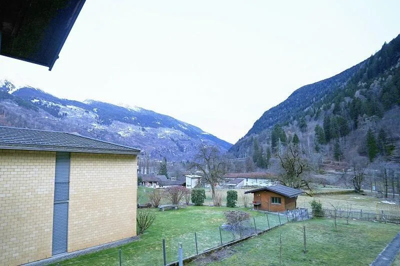 2-Familienhaus mit 3 + 4 Zimmer-Wohnung mit grossem Garten / casa b... – Foto 24 von 28
