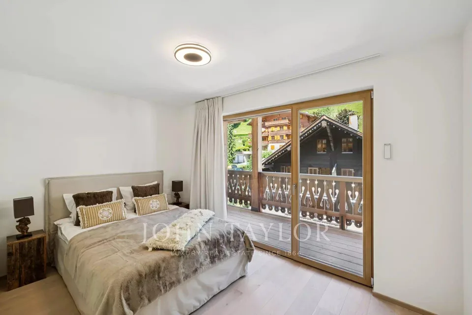 Spacieux appartement en semi-attique avec vue panoramique
