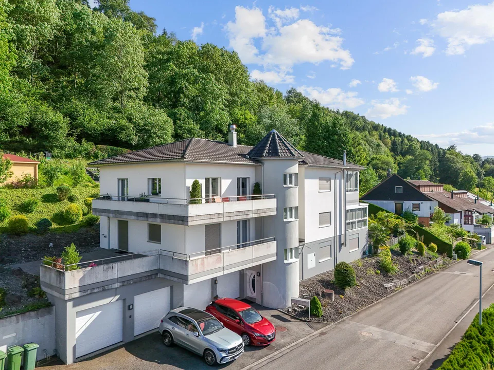 4 1/2-Zimmerwohnung mit Ankleide- / Bürozimmer (optional 5 1/2-Zimmer)