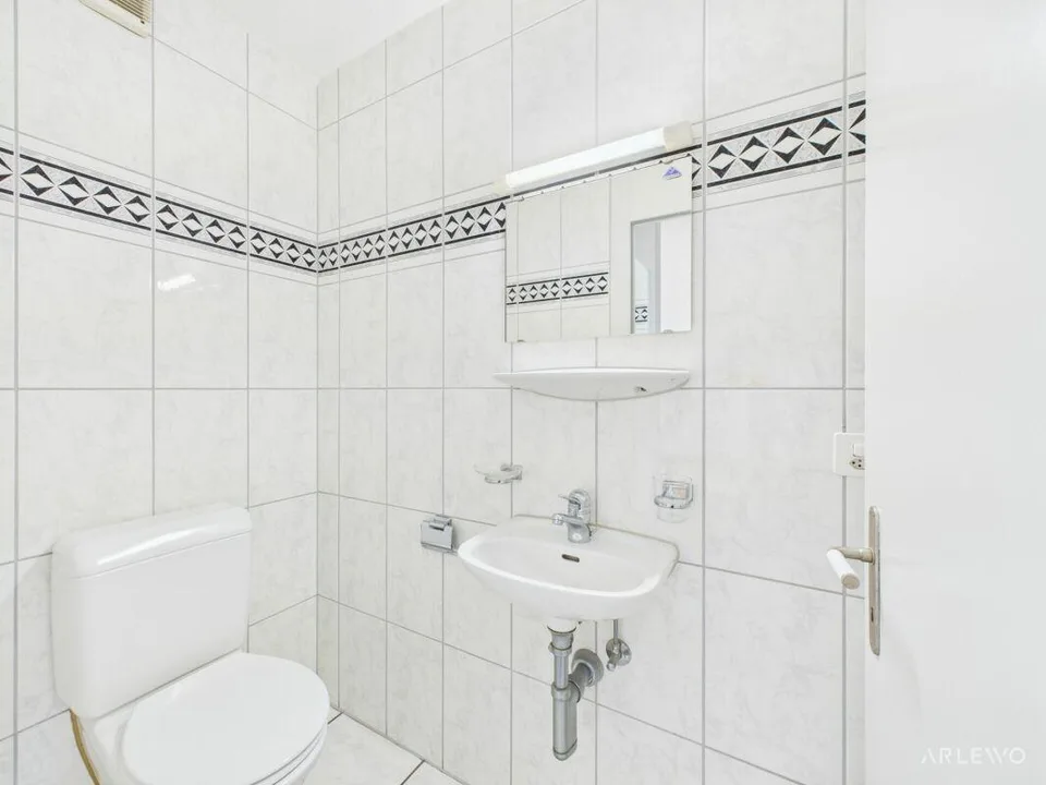 Ein Zuhause mit sonniger Wohnatmosphäre und Pilatusblick
