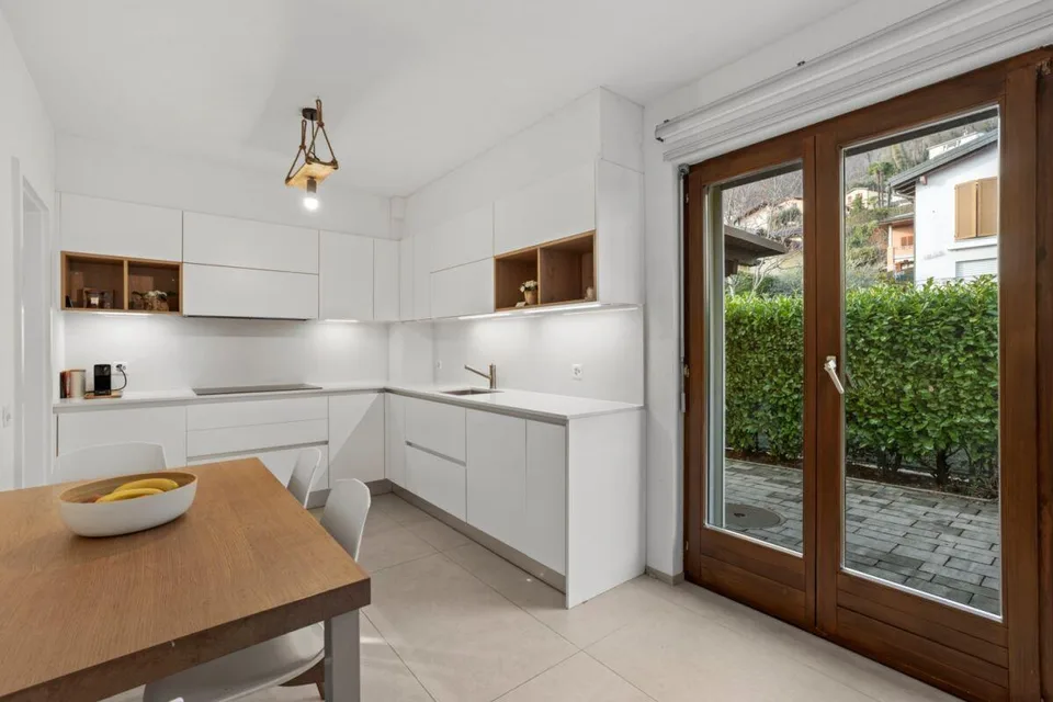 Casa gemella uni-bifamiliare con giardino e vista – Foto 8 von 30