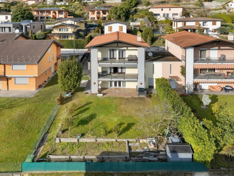 Casa gemella uni-bifamiliare con giardino e vista – Foto 30 von 30