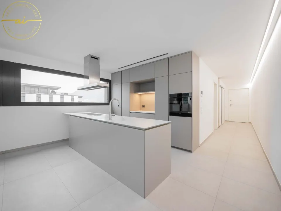 MODERNO APPARTAMENTO 2,5 LOCALI CON FINITURE DI PREGIO