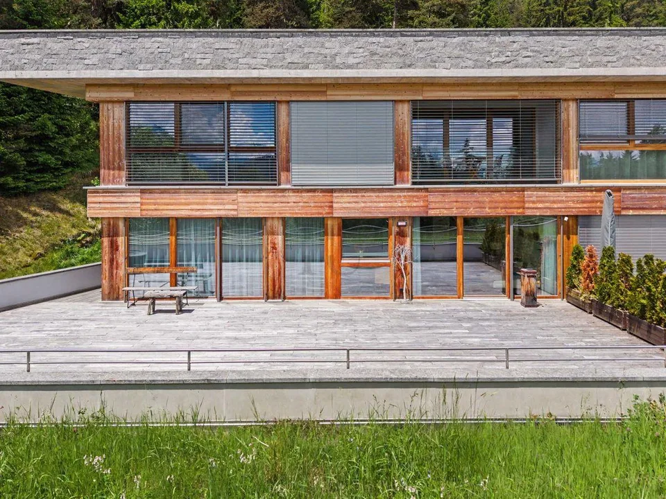ALPINE FERIENWOHNUNG MIT TRAUMTERRASSE UND SPA