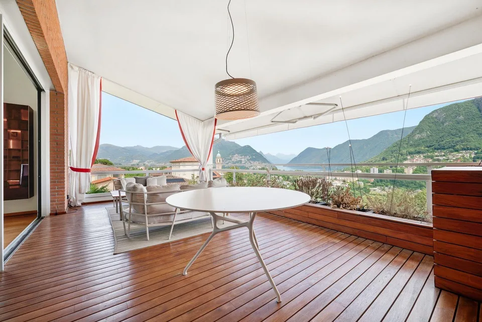 Duplex d'Eccezione vicino alla scuola Tasis con vista lago | Except...